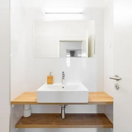 Haven Beskydska Street Getaway Appartement