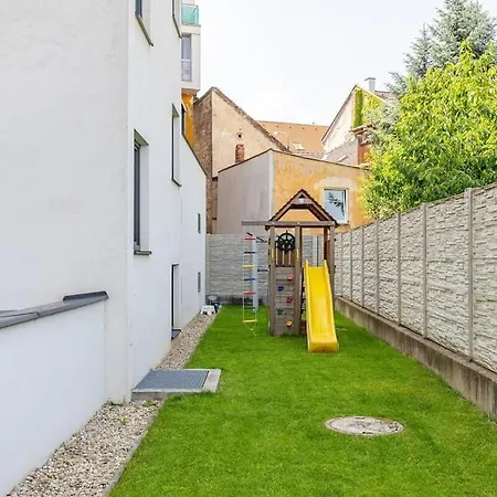 Haven Beskydska Street Getaway Daire Bratislava